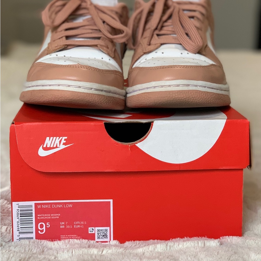 Nike White and Rose Dunk low Sneakers